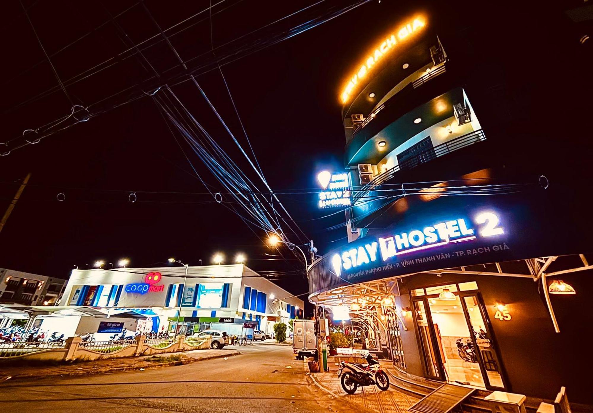 Stay Hostel 2 - 350M From The Ferry Rạch Gia Exteriör bild